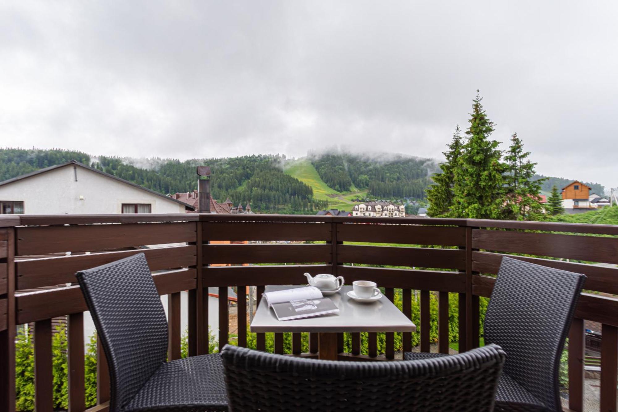 Graal Resort Буковель Экстерьер фото